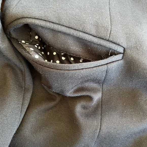 WHBM Black Blazer with Polka Dot Liner Machine Washable One Button Closure 2 - Picture 11 of 16